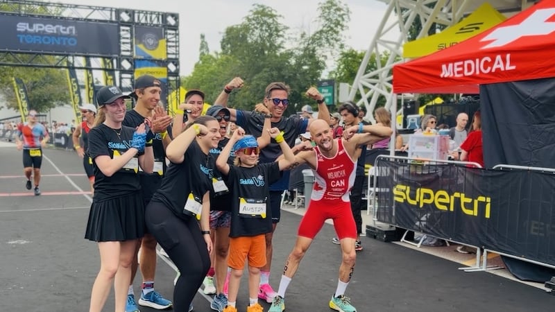 10-year-old boy who nearly lost his feet to lawnmower finishes Toronto triathlon