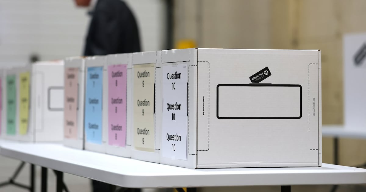 Advance voting opens across Alberta in historic separation referendum