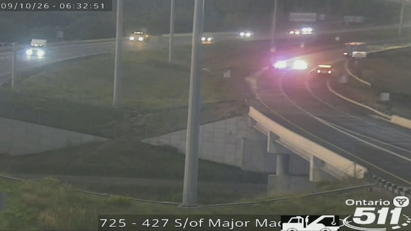 SB Hwy. 427 closed in Vaughan after collision