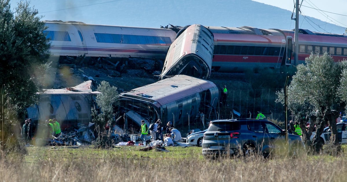 Spain High-Speed Train Crash Kills at Least 68; Two Canadians Hurt: Carney