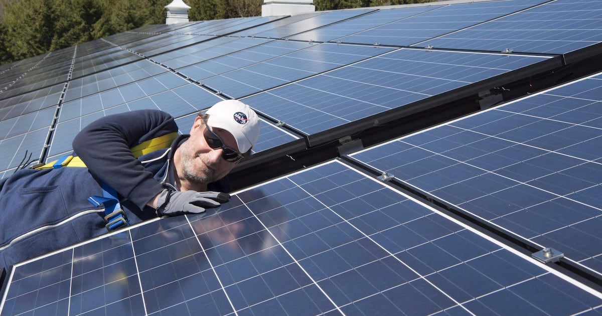 Ontarios Stromnetz wird um 14 neue Solar- und Windprojekte erweitert