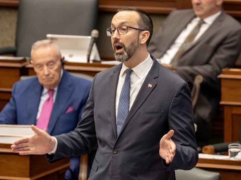 Ontario inspecting commercial truck driver colleges after scathing audit: minister