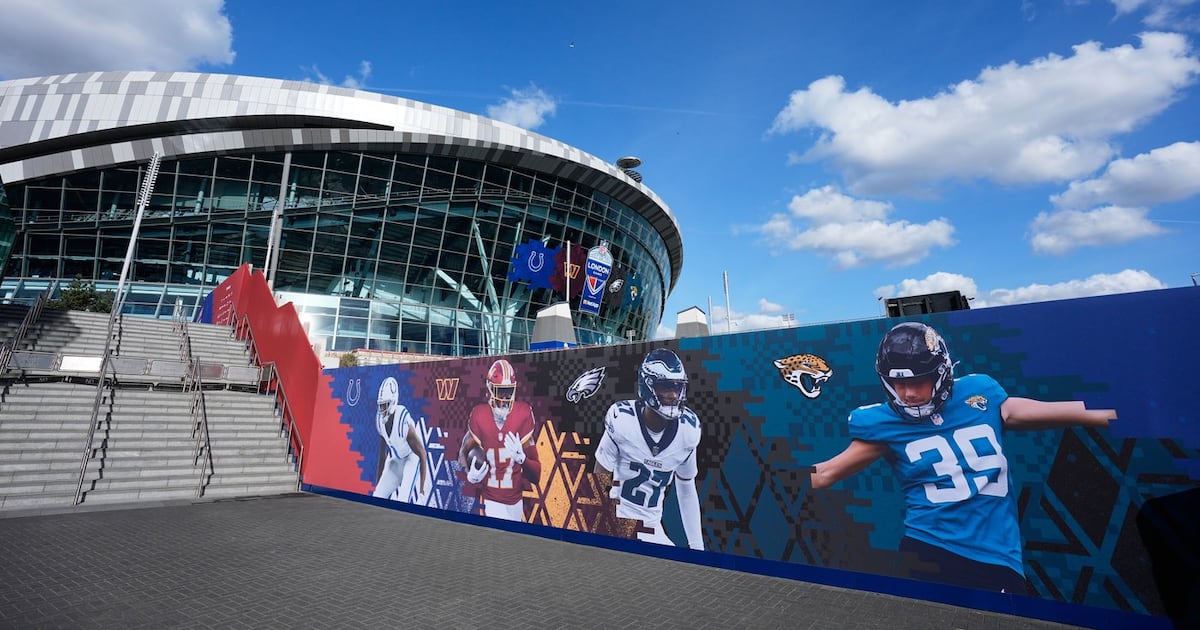 Eagles Edge Rusher Jonathan Greenard Won't Play vs. Jaguars in London