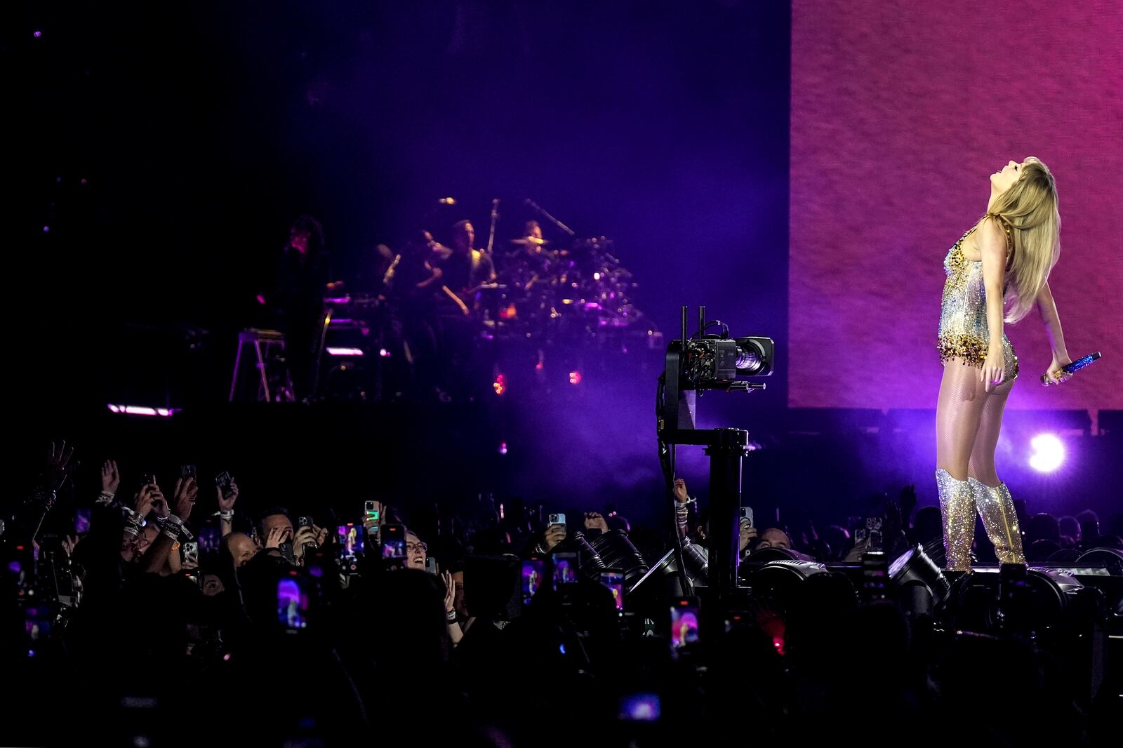 Taylor Swift in Toronto: Highlights from Night 1 of the ‘Eras Tour’