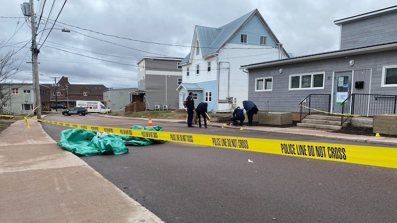 The scene of a fatal shooting on Prince Arthur Street in Amherst, N.S. (Derek Haggett/CTV Atlantic)