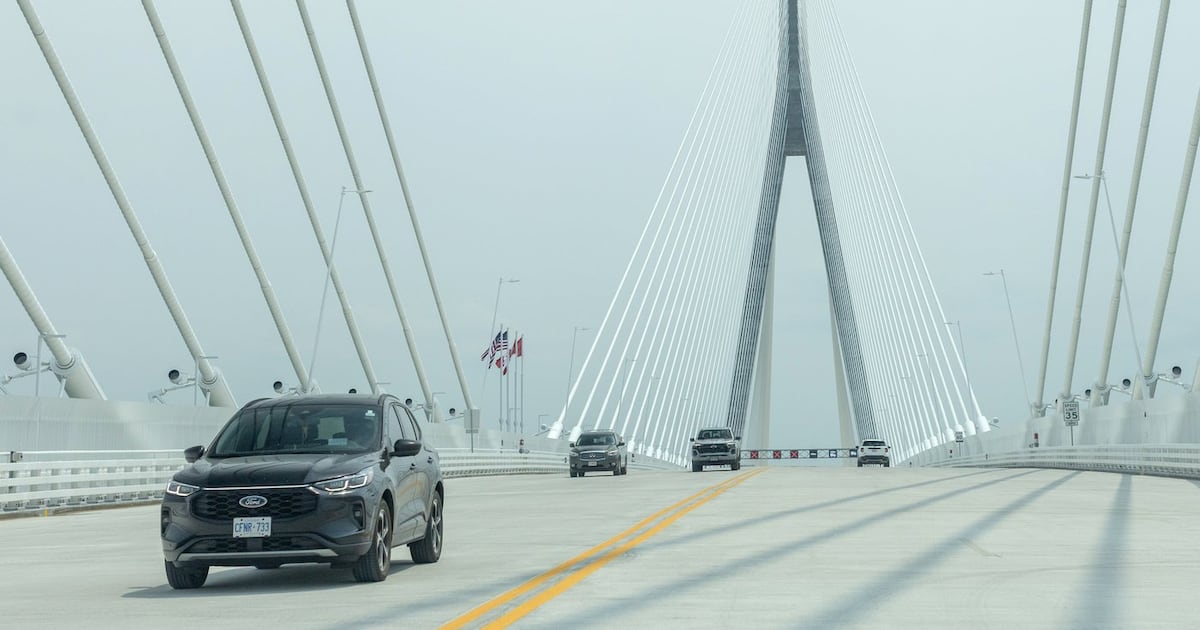 Gordie Howe bridge saw more than 41K crossings into Canada in first 5 ...
