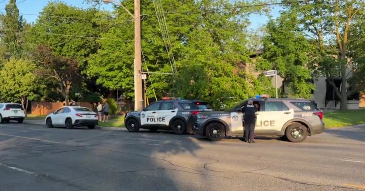 Junge auf Fahrrad nach Verkehrsunfall in Etobicoke ins Krankenhaus ...