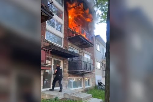 2 dead, 4 injured in Montreal apartment fire