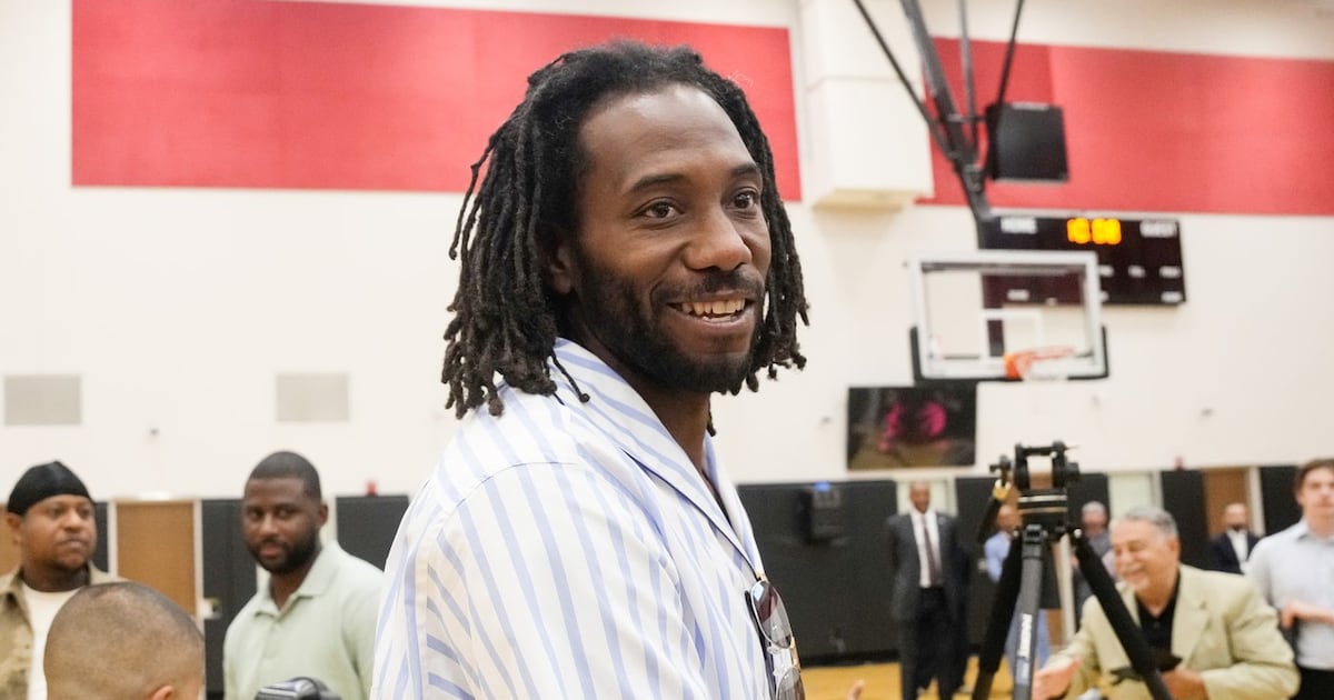 Toronto Raptors put Kawhi Leonard trade on hold pending NBA investigation