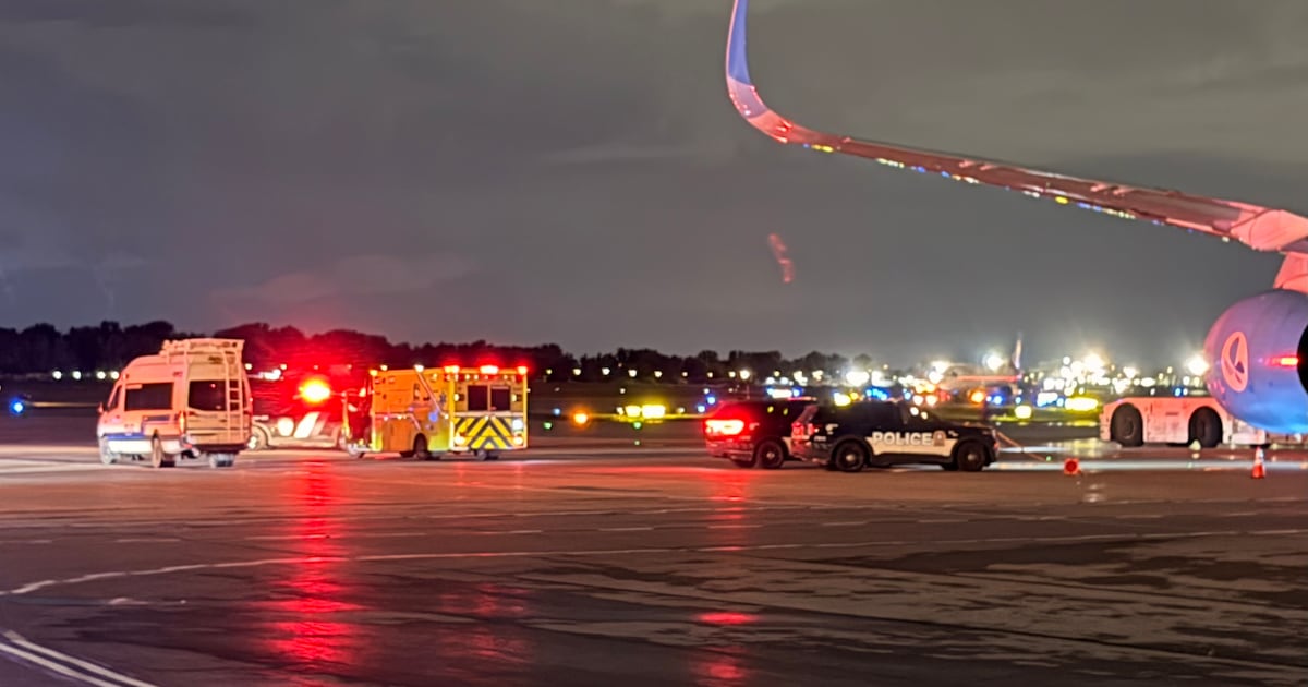 Montreal airport worker seriously injured after being struck by aircraft