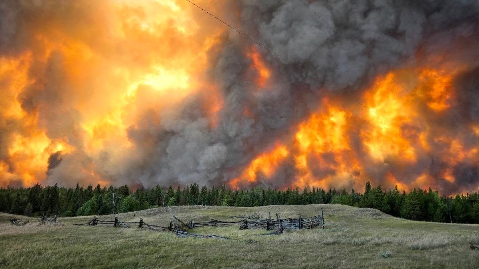 Clinton wildfire