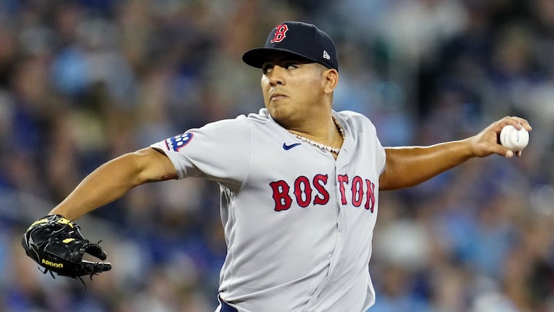 Suarez shines as Red Sox blank Blue Jays 5-0 in opener of three-game series