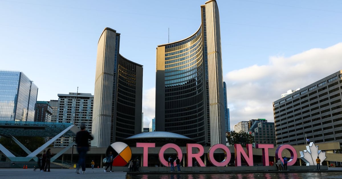 Residents seek moratorium on Toronto data centres, as Mississauga approves ...