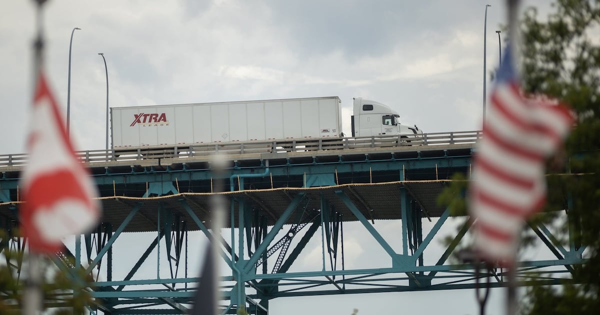 Ontario to standardize truck driver training after scathing auditor general report