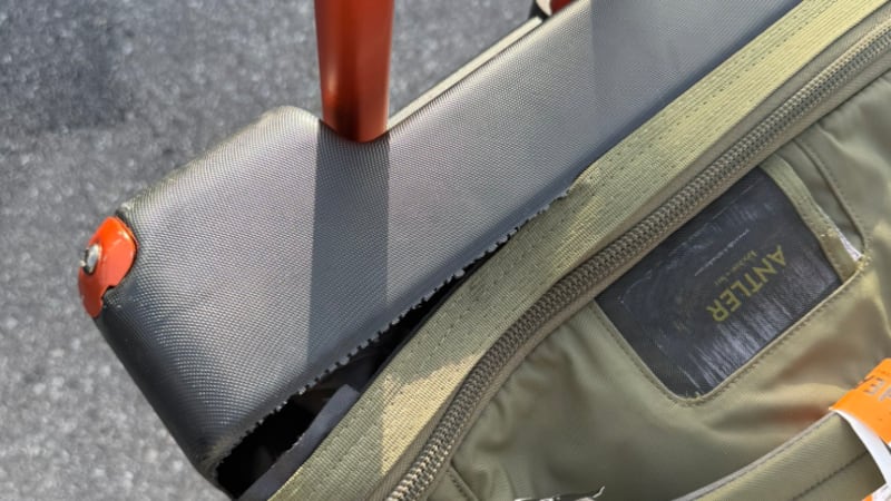 This Toronto chef waited more than 2 months to get money back from Air Canada for a damaged bag
