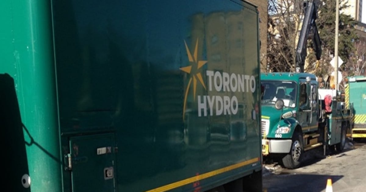 Large Section Of Downtown Core Hit By Power Outage large-section-of-downtown-core-hit-by-power-outage
