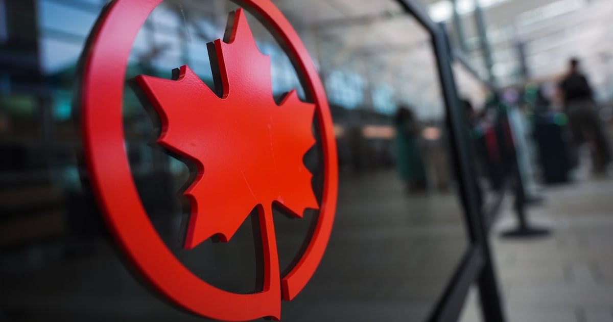 Air Canada Adds $30 Fee for Phone Bookings