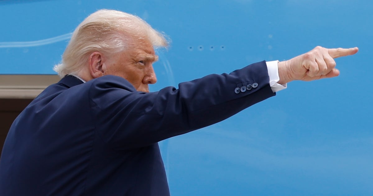 Trump droht mit einer Erhöhung der Zölle wegen des Rauchs der kanadischen ...
