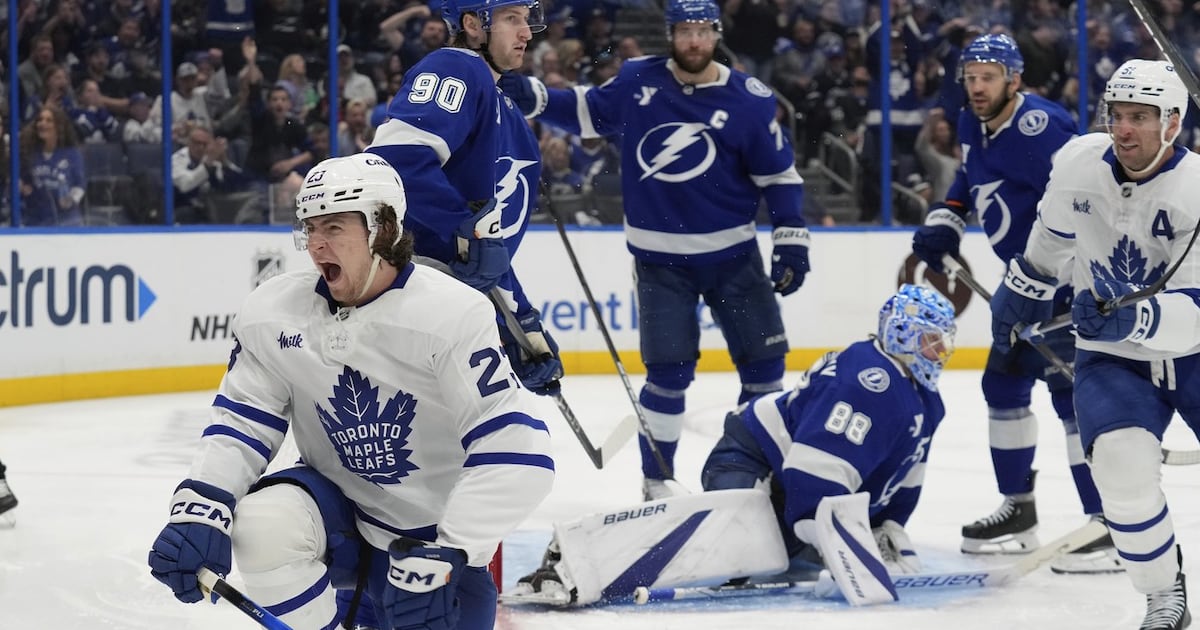 Matthew Knies scores in OT for his second hat trick and the Maple Leafs ...