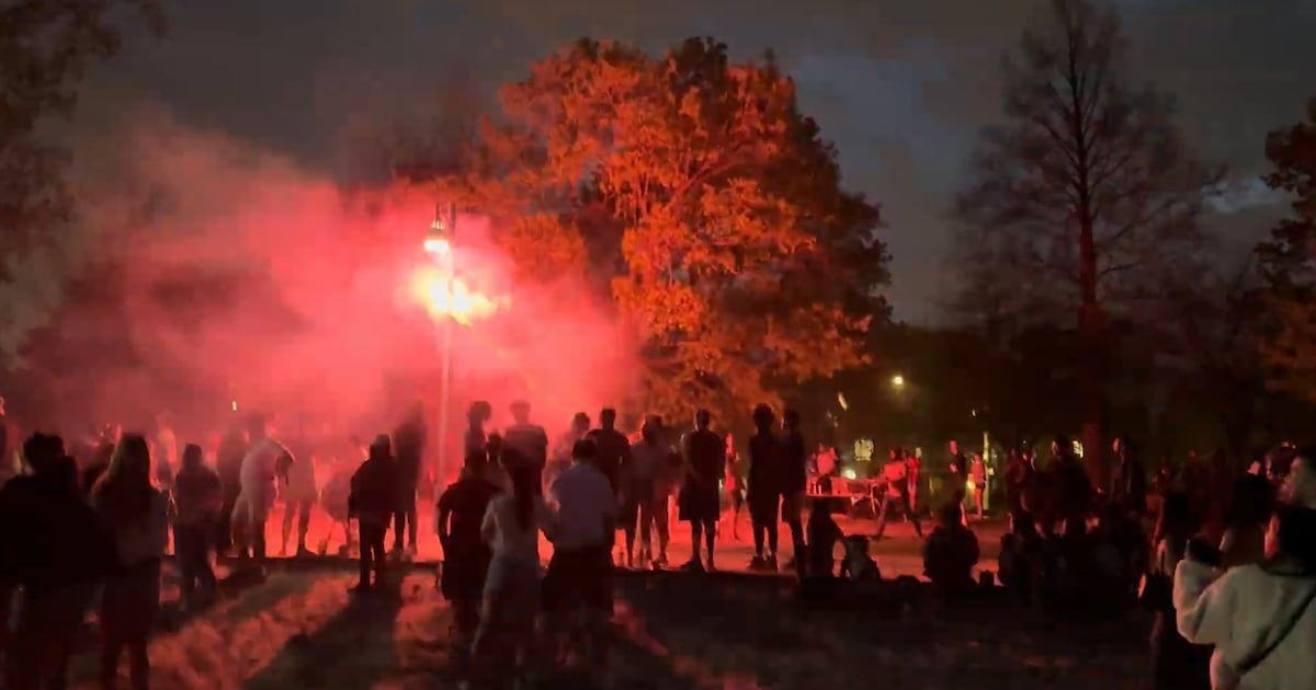 Festnahmen nach mehreren Vorfällen mit Feuerwerkskörpern, die am Victoria ...