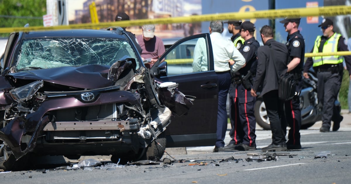 2 pedestrians fatally struck by vehicle after driver allegedly ran red ...