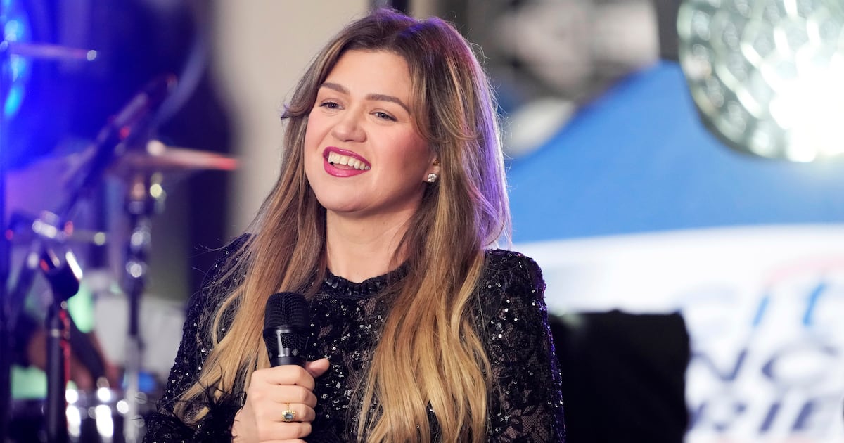 Kelly Clarkson calls Brooklyn store a ‘liar’ for saying an item was not ...