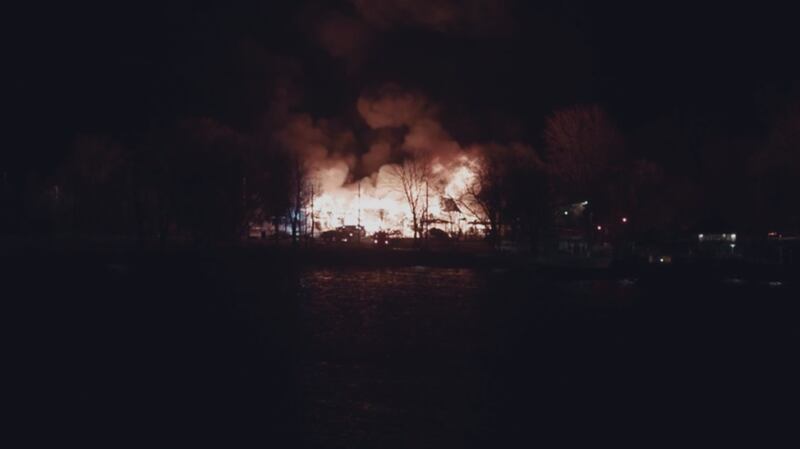 'Devastating loss for everyone': Fire destroys historic Toronto Islands ...