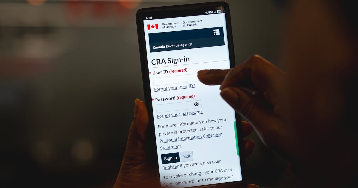 Some Canadians could be eligible for up to ,000, compensation applications now open Some Canadians could be eligible for up to ,000, compensation applications now open