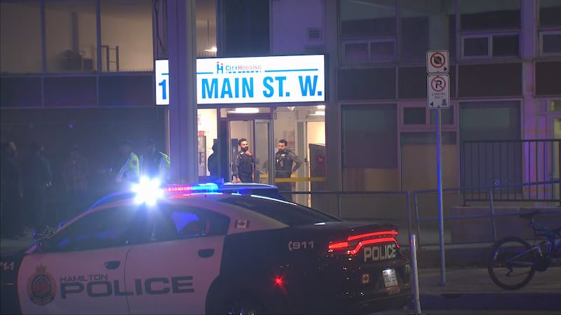 1 person killed in Hamilton shooting, police say
