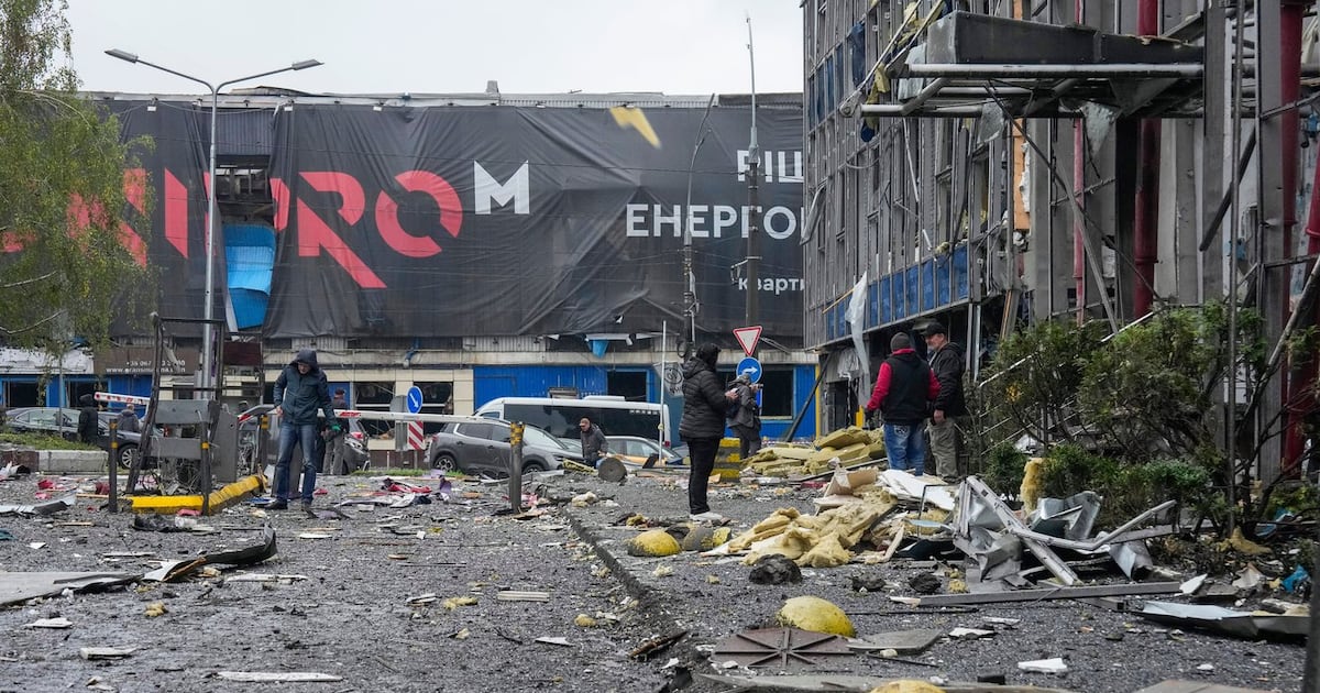 Selenskyj sagt, die Ukraine sei von ihren Partnern nicht frühzeitig ...
