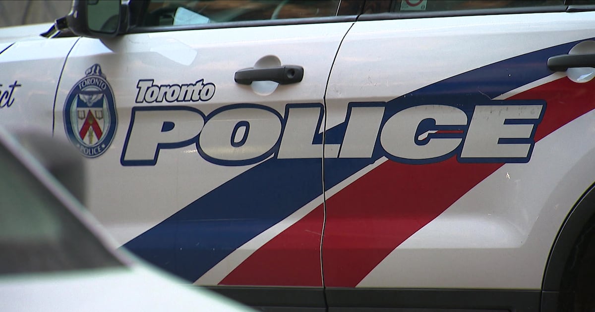 Hit-and-run in Scarborough leaves 1 person with injuries