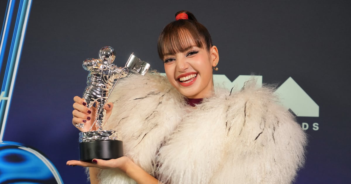 Madonna opens starry 2026 MTV VMAs, LISA wins first award: What to know ...