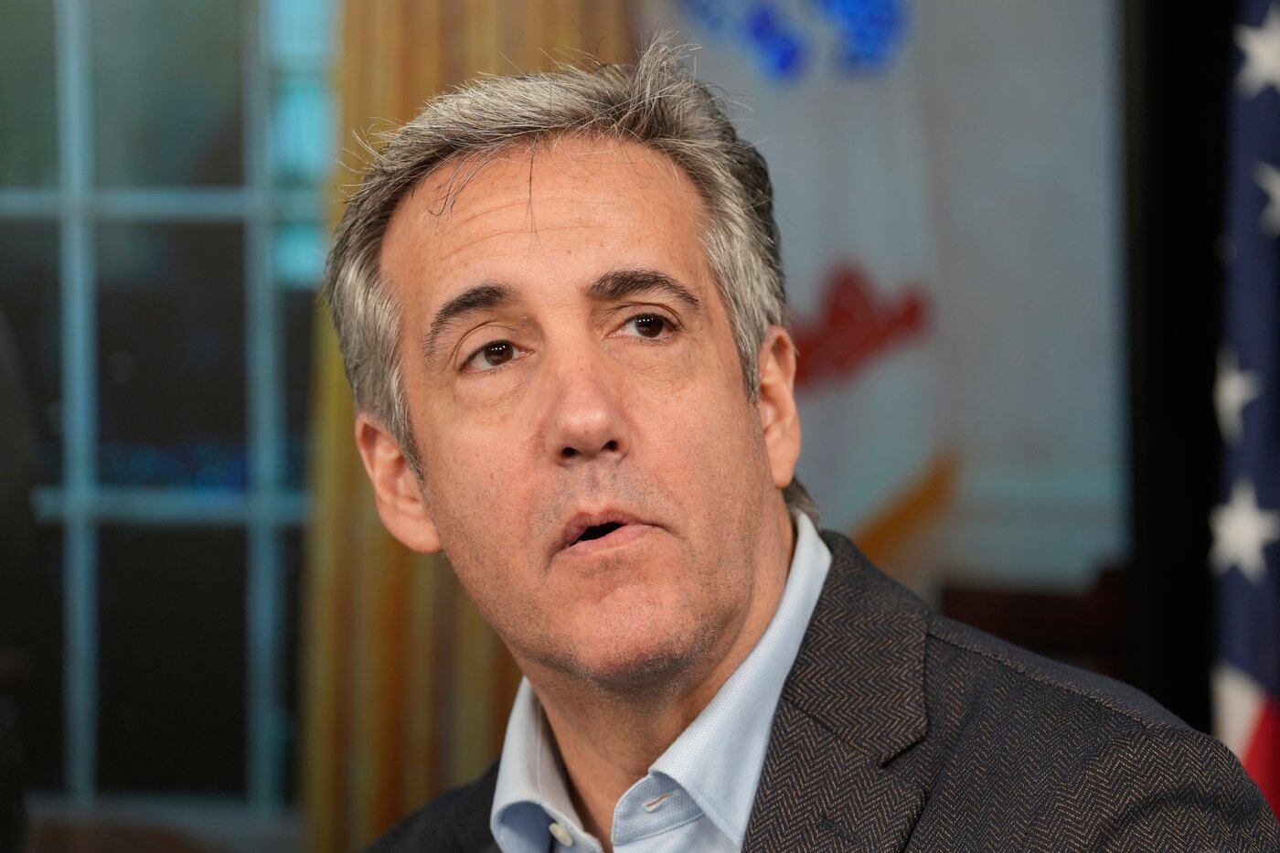 Trump ex - fixer Michael Cohen hosts president on radio show