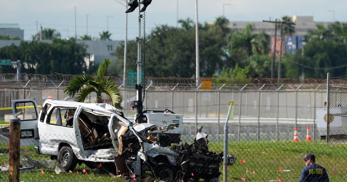 Cargo jet tried to abort unsteady landing before Miami crash that killed 5, flight data indicates