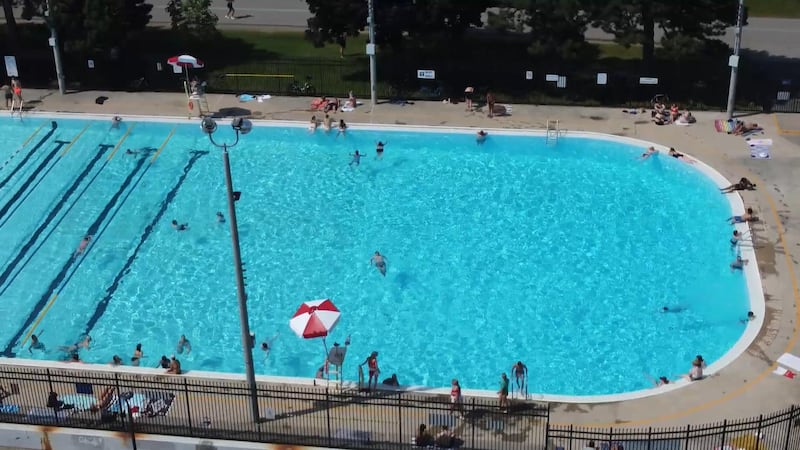 All pools in Toronto open for relief from the heat, despite the weekend’s operational hiccup