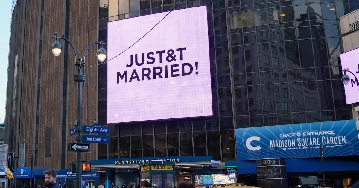 Taylor Swift and Travis Kelce are officially married in elaborate Madison Square Garden ceremony