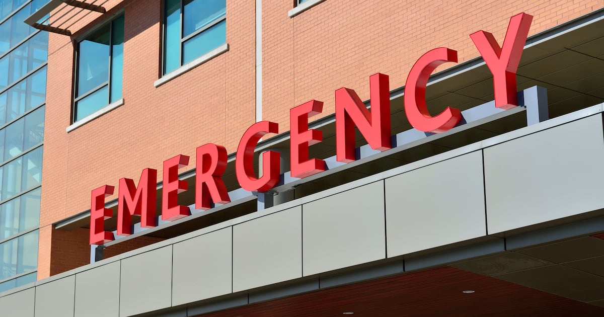 Lo que un nuevo informe revela sobre la verdadera causa de los tiempos masivos de emergencia de Canadá