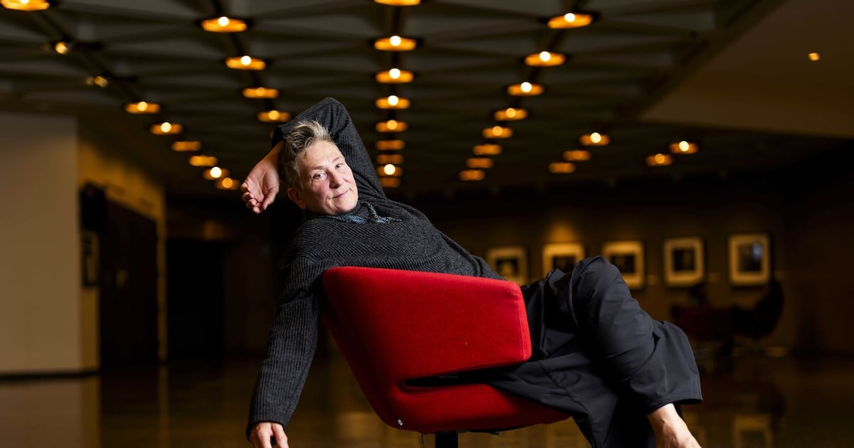 k.d. lang 谈名声、佛教与平静生活