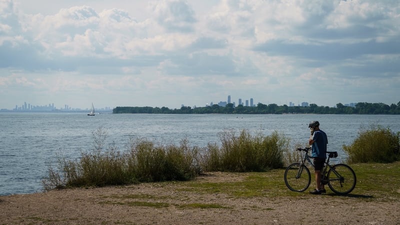 Who gets to name a lake? What to know about Trump's threat to rename Lake Ontario