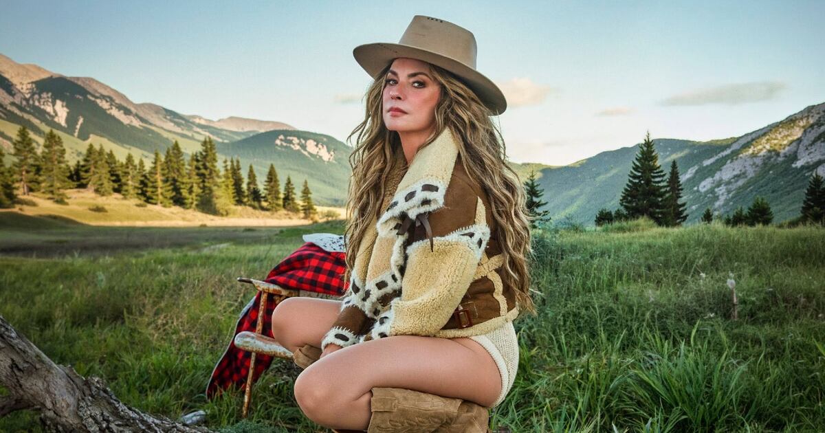 Shania Twain honours Timmins with her latest album release