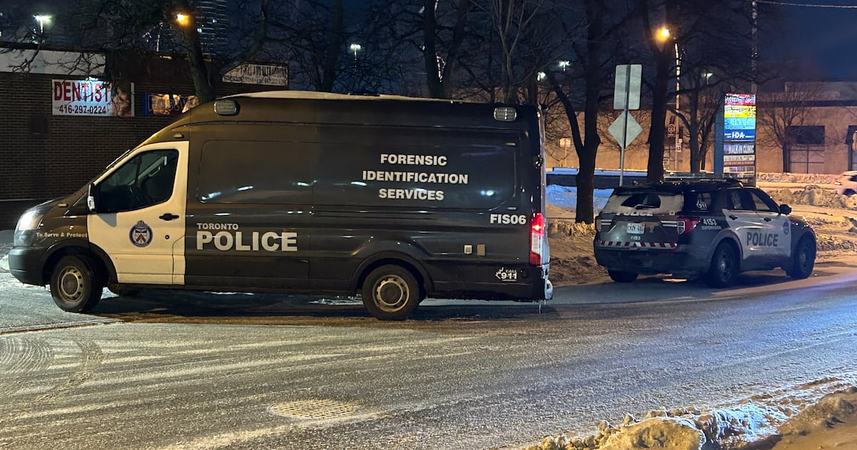 Man seriously injured after stabbing reported inside Scarborough apartment ...