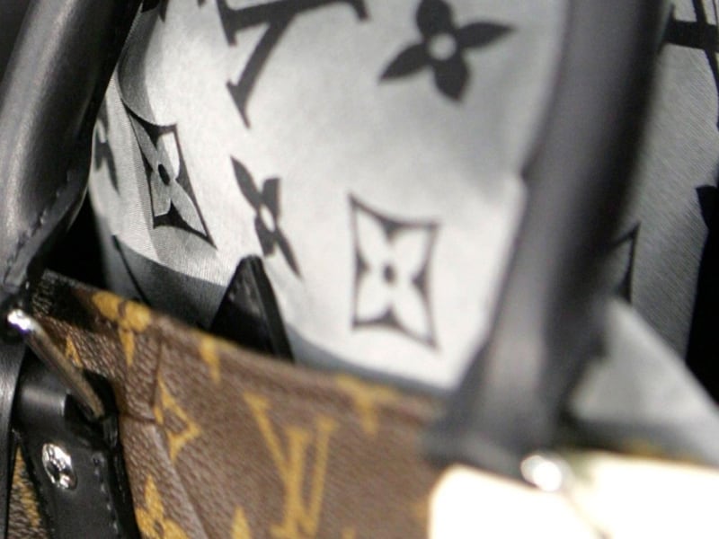 Woman sold fake Louis Vuitton goods to private investigator, federal court hears