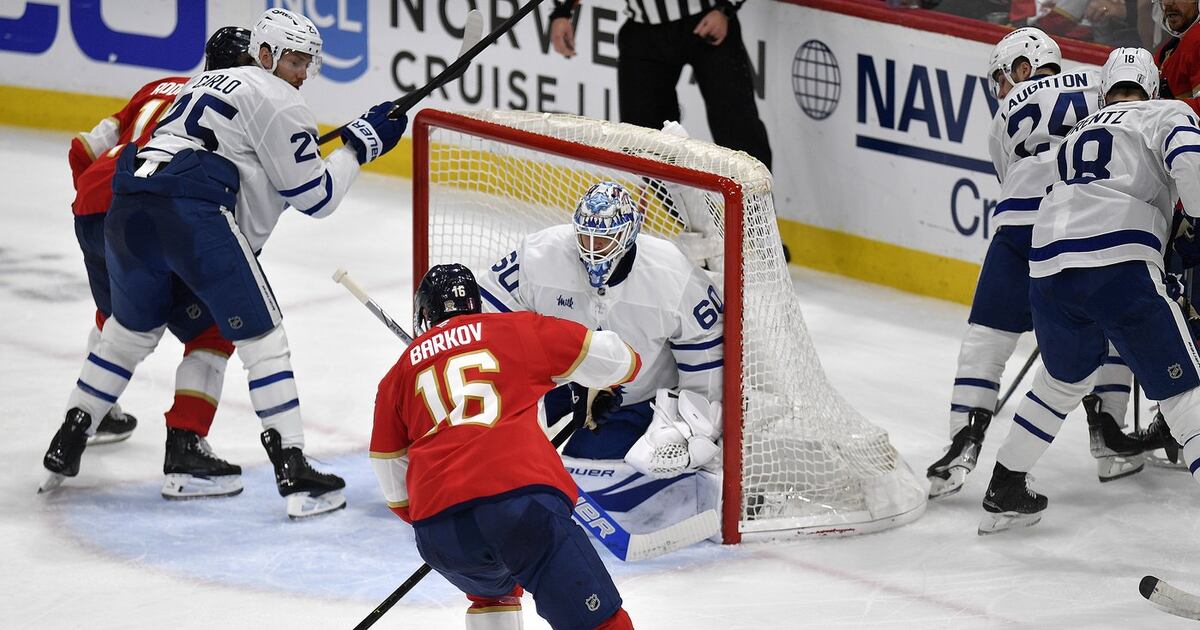Panthers besiegten die Maple Leafs mit 2:0 und ausgeglichene Serie