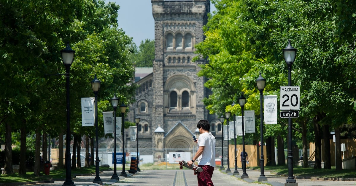 Union representing 6,100 UofT workers votes to strike on first day of class
